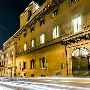 Luxury H 2000 Bed & Breakfast Rome